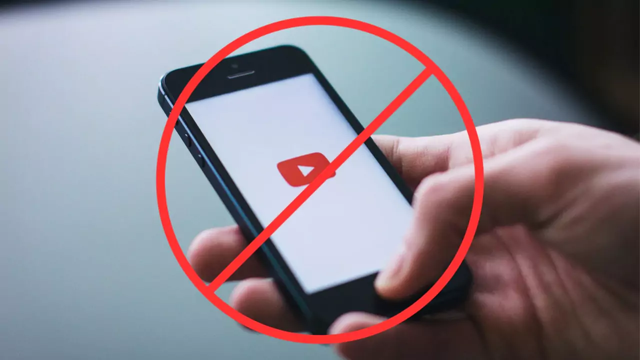 You are currently viewing Bad News! YouTube Stories to Shut Down on June 26